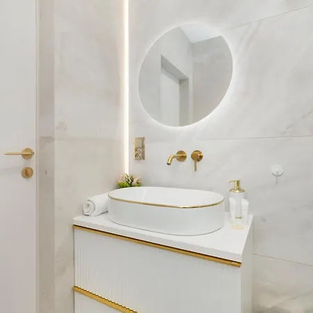Dazzling With Balcony And 3 Parking Spaces In By Renters Prestige Szczecin