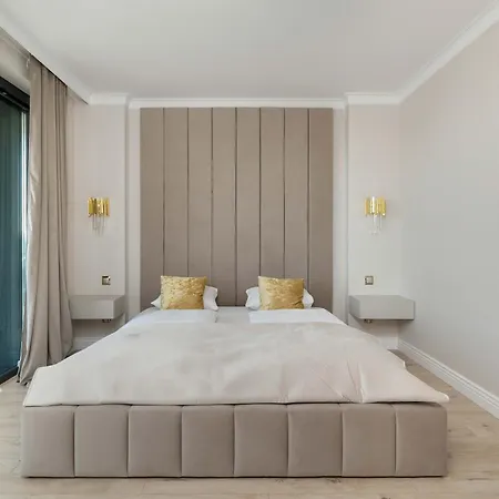 Appartement Dazzling With Balcony And 3 Parking Spaces In By Renters Prestige *
