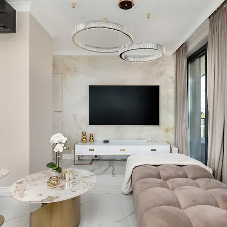 Dazzling With Balcony And 3 Parking Spaces In By Renters Prestige Szczecin