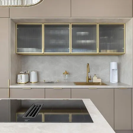 Dazzling With Balcony And 3 Parking Spaces In By Renters Prestige